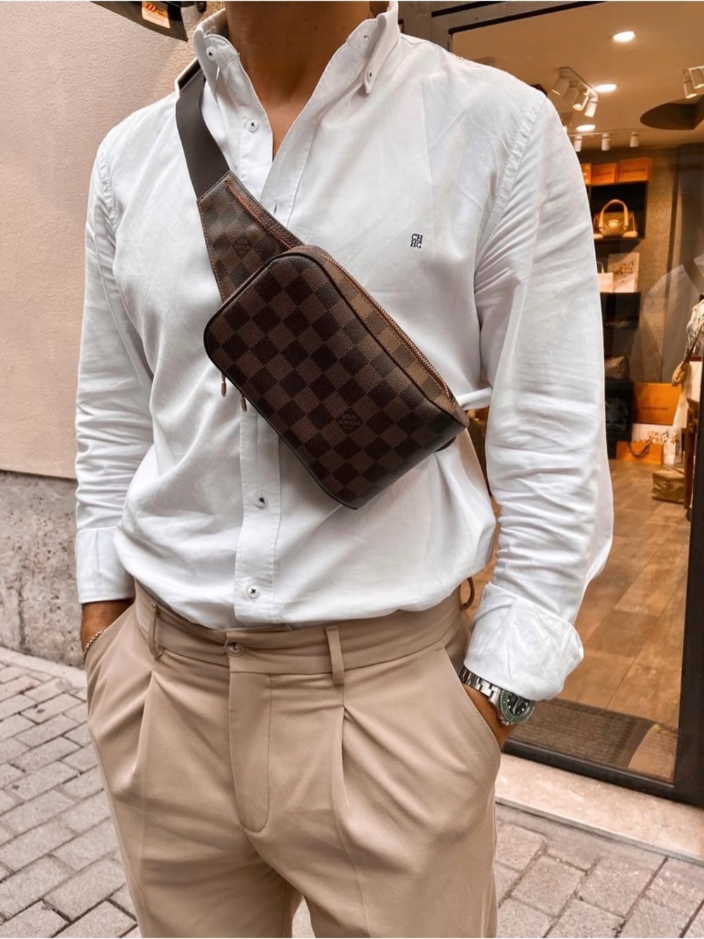 ✨LIKE NEW Louis Vuitton✨Damier Ebene Geronimos BELT / CROSSBODY BAG - Picture 3 of 17